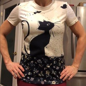 New, cute cat T-shirt